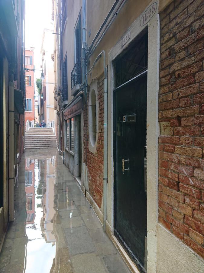 Suite Apartment San Marco 1825 Venecia Exterior foto