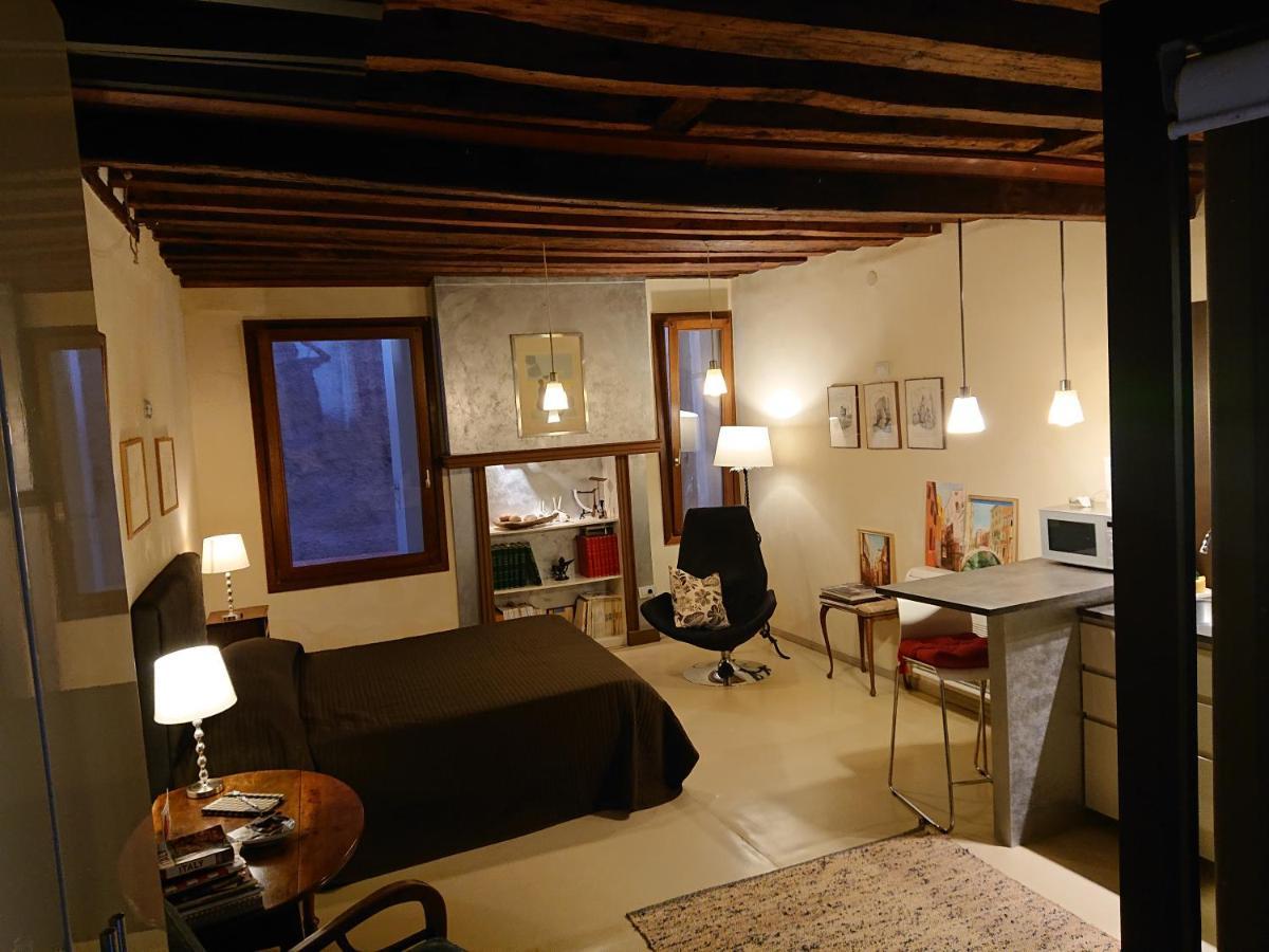 Suite Apartment San Marco 1825 Venecia Exterior foto