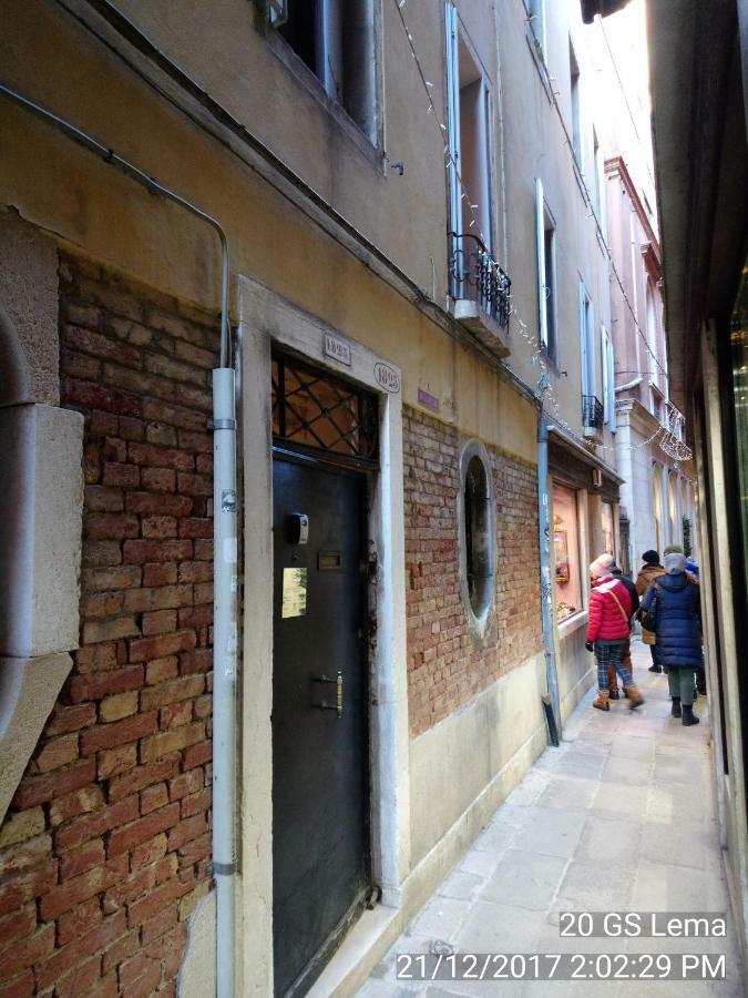 Suite Apartment San Marco 1825 Venecia Exterior foto